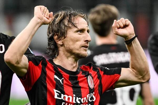 Juventus FC vs. AC Milán živě: Serie A v online live streamu