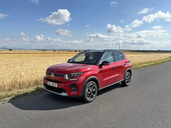 Nové auto už od 2 tisíc měsíčně? Elektromobily lámou rekordy