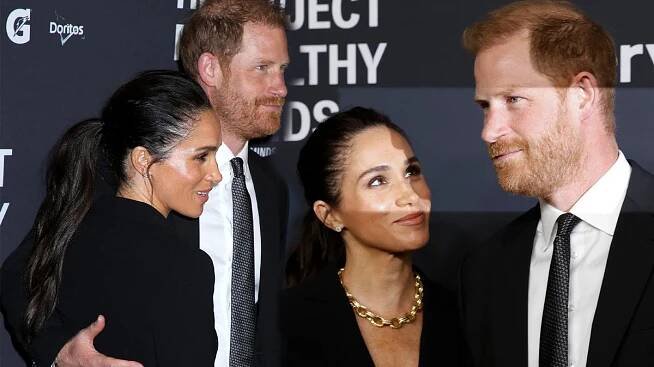 Harry a Meghan převzali prestižní ocenění: Předvedli intimnosti před fotografy a prý i ‚ega až na Měsíci‘!