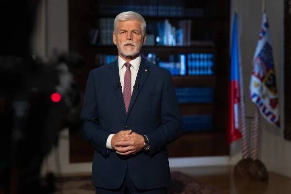 Prezident Petr Pavel pronese projev k lidem v Česku. Očekává se, že je vyzve, aby šli volit