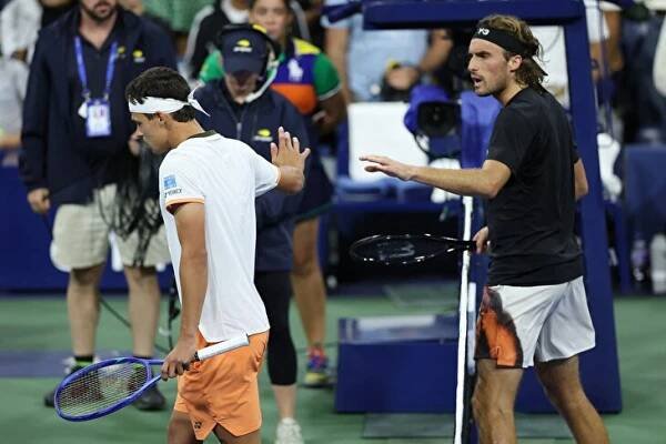 Vytočený Tsitsipas po dalším nezdaru: Nediv se, že jsem tě trefil