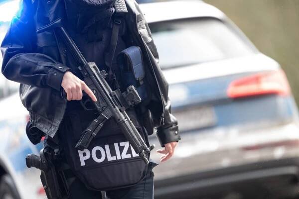 Německá policie hlásí v Mnichově rozsáhlý zásah. Na místo míří pyrotechnici a speciální jednotka