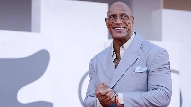 Hubený Dwayne Johnson překvapil v Benátkách hned dvakrát: Slzy štěstí během ovací a slova o záhadné nemoci