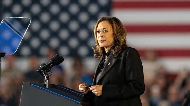 Kamala Harrisová odkrývá zákulisí: Výčitky Bidenovi i Trumpova vlídná tvář