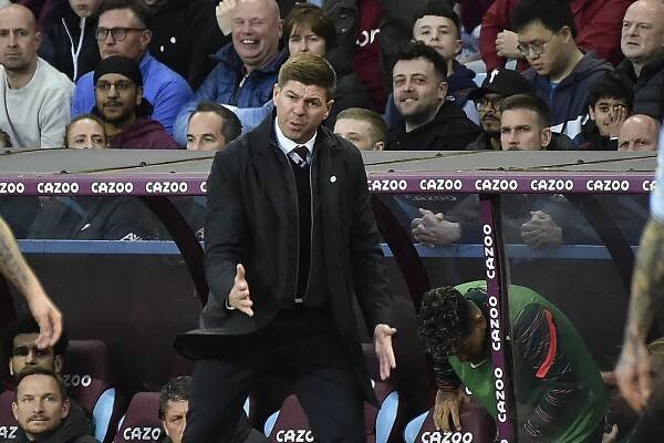 Gerrard by mohl opět trénovat Rangers. Byl to pro mě perfektní klub, říká