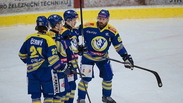 Zubři mají první výhru venku. Švančara vychytal Třebíč, rozhodly nájezdy