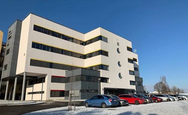 Audit Karlovarské krajské nemocnice našel řadu nedostatků
