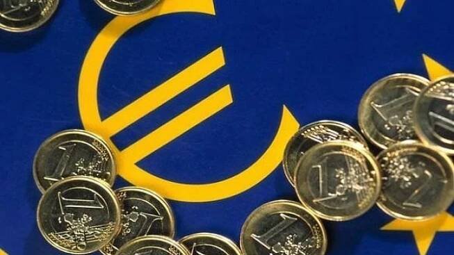 Devět velkých evropských bank chystá Euro Stablecoin