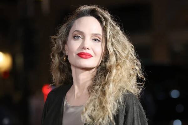 Když se rozdávaly geny, 3 znamení zvěrokruhu vyhráli jackpot. Vůbec nestárnou a v 70 vypadají líp než Angelina Jolie