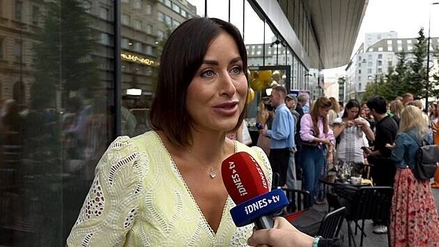 Zveřejnila jsem fotku manžela a hnojomety jely naplno, vzpomíná Mynářová