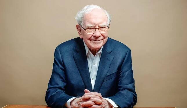 Buffettova Berkshire sází deset miliard dolarů do ropné společnosti Occidental