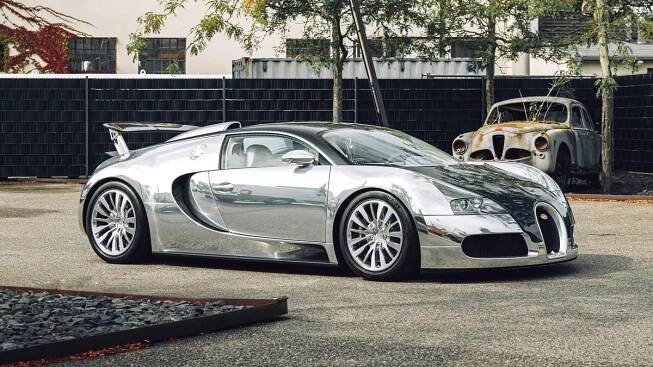 Bugatti zrenovovalo jeden z nejvzácnějších Veyronů. A pak našel nového majitele. Za cenu stáda Fabií