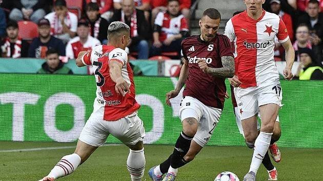 Pražský fotbal: Víkend nabitý zajímavými zápasy. Tečku za ním udělá velké derby