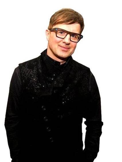 Petr Kotvald: Nedoceněný princ českého popu, vzorný manžel a showman, který nestárne