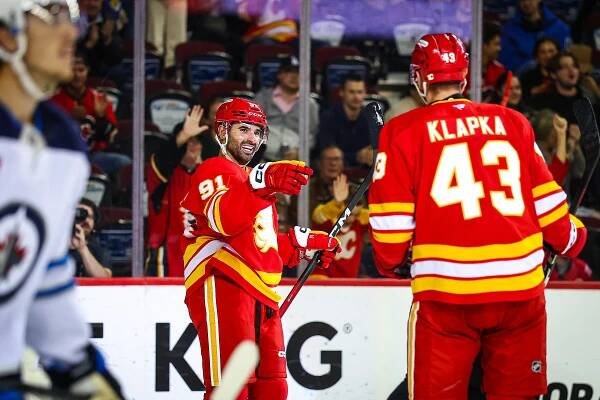 Kulich dvakrát pálil proti Penguins, Klapka u dvou gólů asistoval
