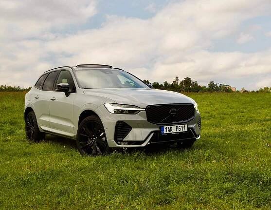 Volvo XC60 B5 Black Edition: Ideál nové doby