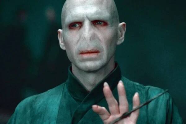 Bude Voldemort v seriálu Harry Potter od HBO žena? Vyloučeno to není