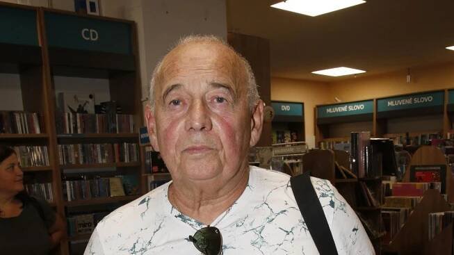 Herec Ivan Vyskočil překvapil výší svého důchodu. Do penze nemůže, podporuje i ho mladší partnerka