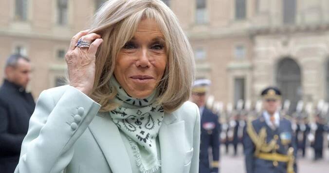 Je Brigitte Macron žena? Ponižující kauza ukazuje, jak silná je společenská fobie z trans lidí, říká Lenka Králová