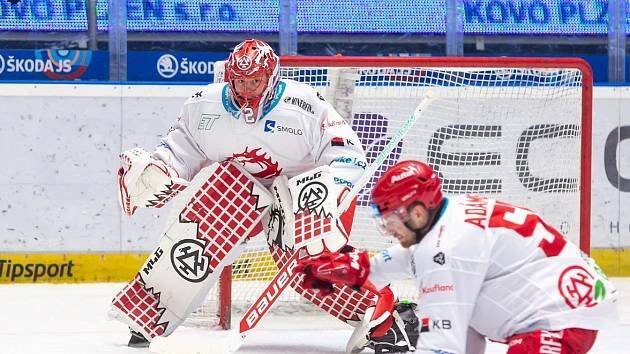 Třinečtí Oceláři poprvé zabodovali venku, porazili lídra. Skvělý byl Mazanec