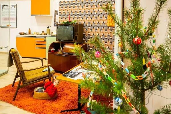 Kvíz: Pamatujete si, co se vysílalo o Vánocích v Československu? Je to retro jak blázen, ale géniové dají 10/10