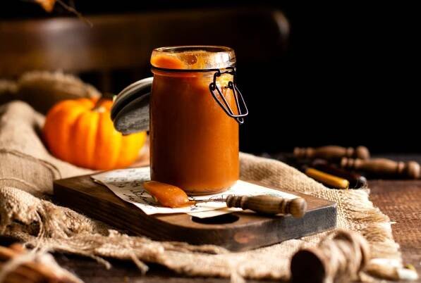 Vyrobte si dýňový sirup do pumpkin spice latté, který domov provoní skořicí