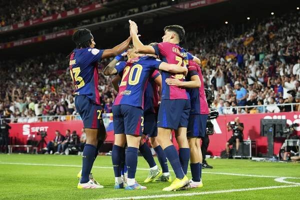 Italská a španělská liga v zahraničí? UEFA souhlasí, jde však o výjimku, tvrdí Čeferin