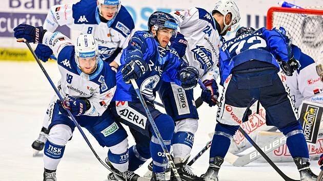 Bitva neporažených o čelo tabulky. Vítkovice hrají na ledě Komety