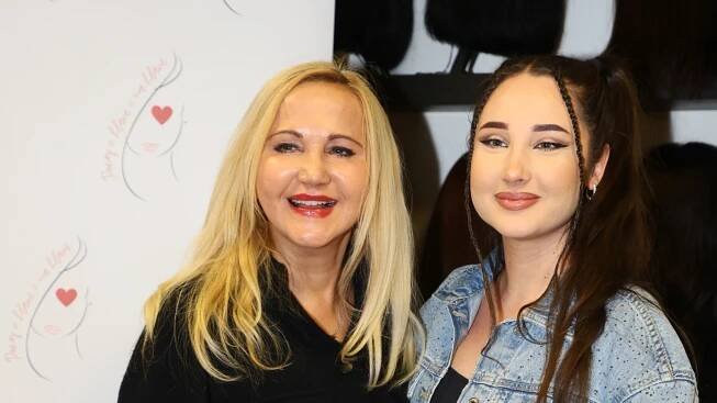Šárka Grossová pod tlakem vlastních dcer. Vdova po expremiérovi prozradila, do čeho ji nutí