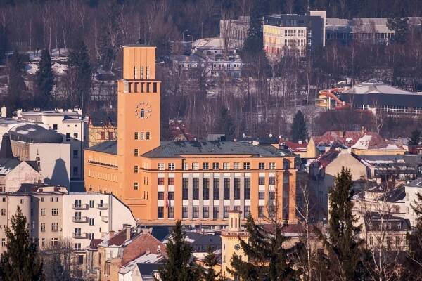 Jablonec nad Nisou čekají od středy změny v dopravě. Týkat se budou řidičů, chodců i MHD