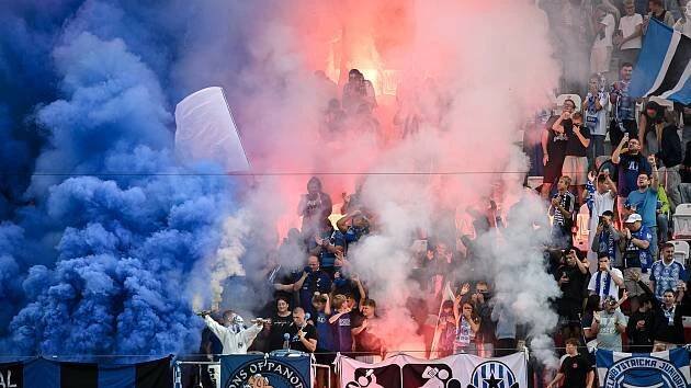 Olomoucký ohňostroj. Souboj Sigmy s Baníkem sledoval zaplněný Andrův stadion