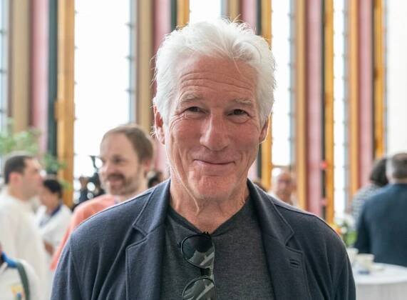 Vynikající hudebník, který dal přednost herectví: Richard Gere se přátelí i s dalajlámou - Expres FM