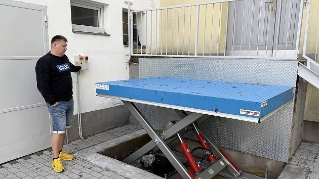 Blanenští investovali miliony do oprav Dělnického domu. Má i zdvihací plošinu