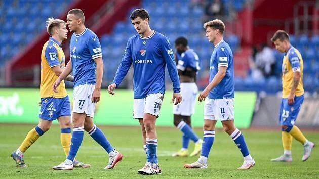 Pískot a skandování. Nejhorší start Baníku od pádu. Zlatohlávek: Děláme maximum