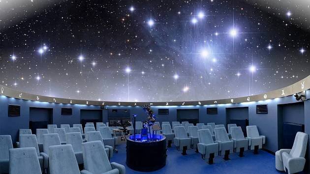 Krásnější, jasnější a barevnější vesmír. Planetárium dostalo nové projektory