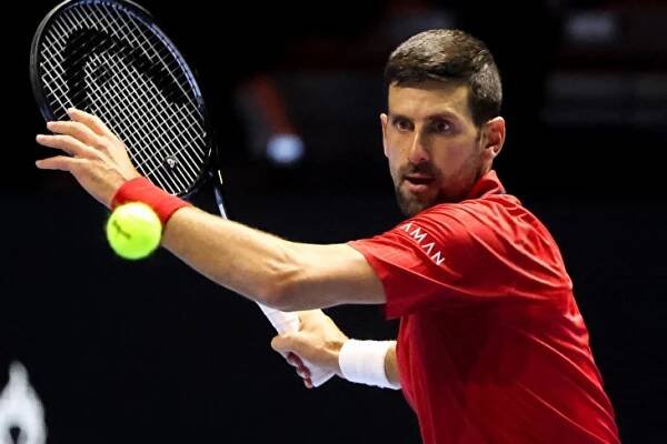 Djokovič už posedmé v řadě padl se Sinnerem. Ital v souboji o titul opět vyzve Alcaraze