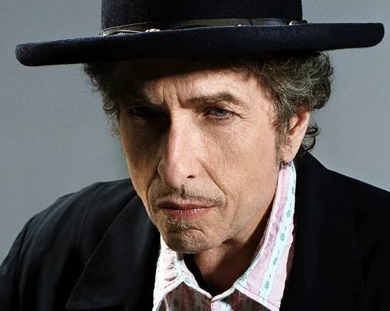 Den, kdy se Bob Dylan zapsal do historie: Jako první hudebník získal Nobelovu cenu - Expres FM