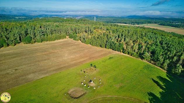 Kamenolom u Bukova budí odpor místních. Podívejte se, kde má být těžba