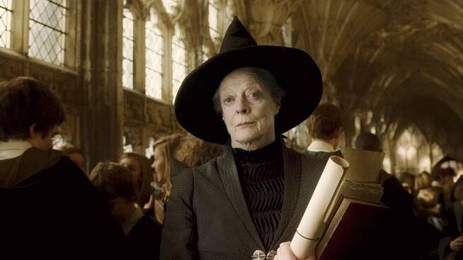Profesorka McGonagallová z Harryho Pottera byla krásná. Manžel ji podváděl, ze synů jsou herci
