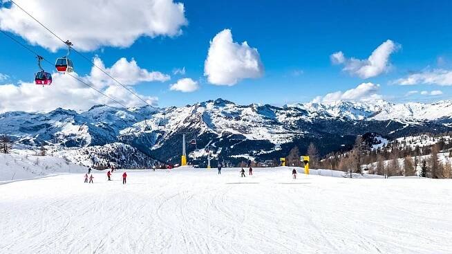 Středisko v Dolomitech plánuje omezovat počty lyžařů na sjezdovkách