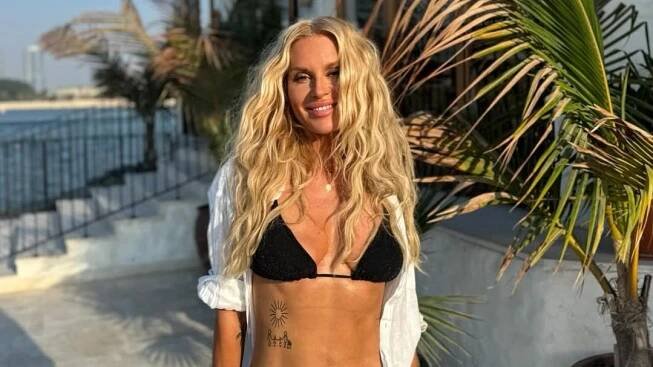 Simona Krainová ukázala ve žhavých bikinách tělo bohyně. Nemá na sobě gram tuku