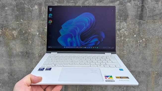 TEST: Acer Swift Edge 14 AI přináší fantastický matný OLED displej a bohatou výbavu v kilogramovém notebooku