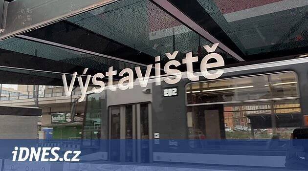 Tramvaje se vrátily na trasu kolem Výstaviště a Nádraží Holešovice - iDNES.tv