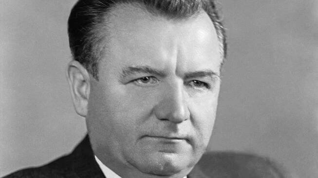 Co komunisté ve volbách 1946 slíbili a poté nedodrželi. Ráj prosperity nenastal