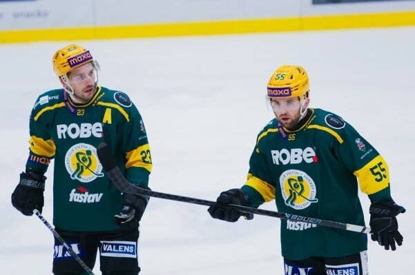 ŽIVĚ: První hokejová liga Vsetín – Pardubice B