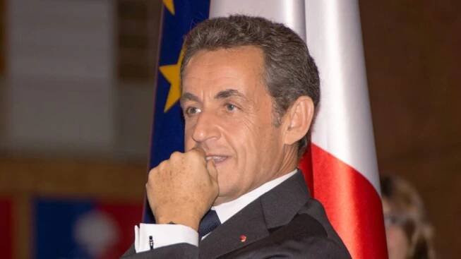 Sarkozy se podílel na zločinném spiknutí, rozhodl soud
