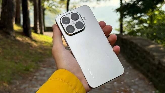 Telefon jen za 279 Kč měsíčně. Toto špičkové Xiaomi pořídíte extrémně výhodně