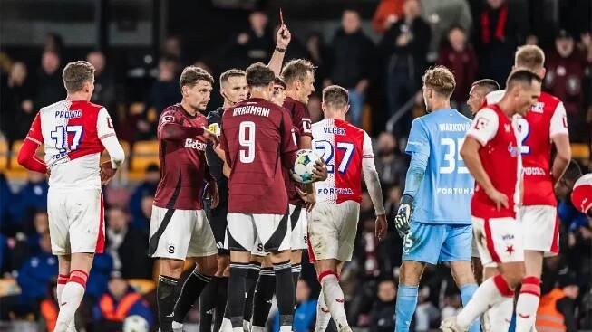315. derby aneb Jak Sparta hrála fotbal a Slavia se prozdržovala k bodu