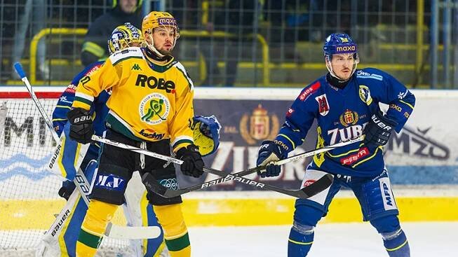 MAXA LIGA ŽIVĚ: Zubři koušou Vsetín, Zlín si jde pro první triumf