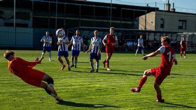 Kam na fotbal: Příbram uvidí Pilného premiéru, Tochovice pokřtí nový pažit